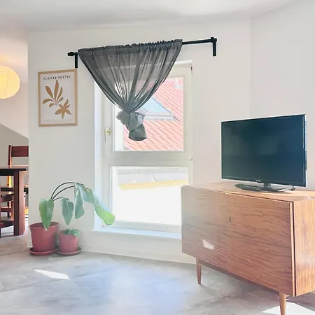 Apartmenthaus am Dom - Zentrum&Ruhige Lage, Perfekt für Business Trip, Auch für Familie, Viel Platz mit Küche-2